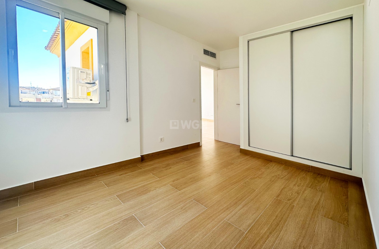 Resale - Apartment / flat - Orihuela Costa - Costa Blanca