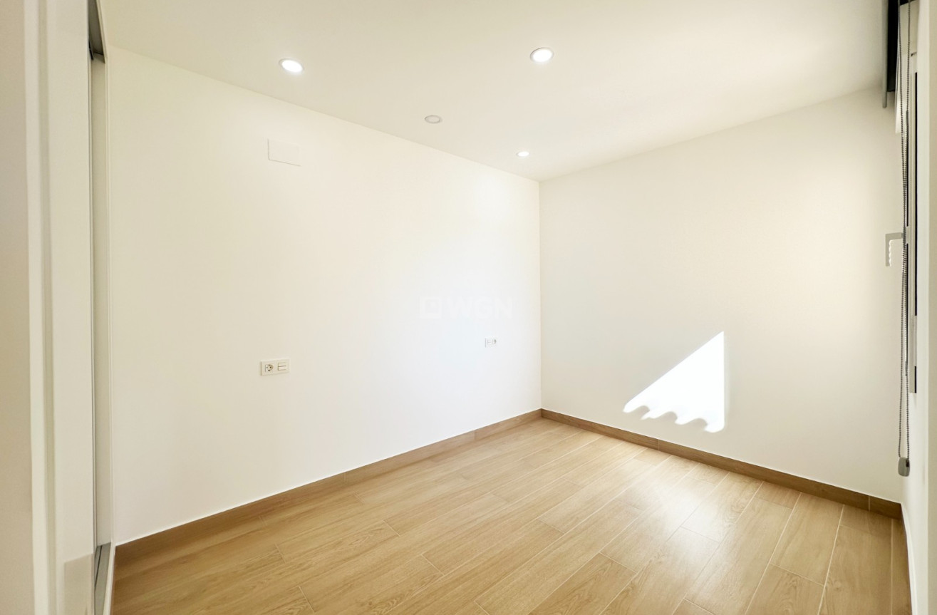 Resale - Apartment / flat - Orihuela Costa - Costa Blanca