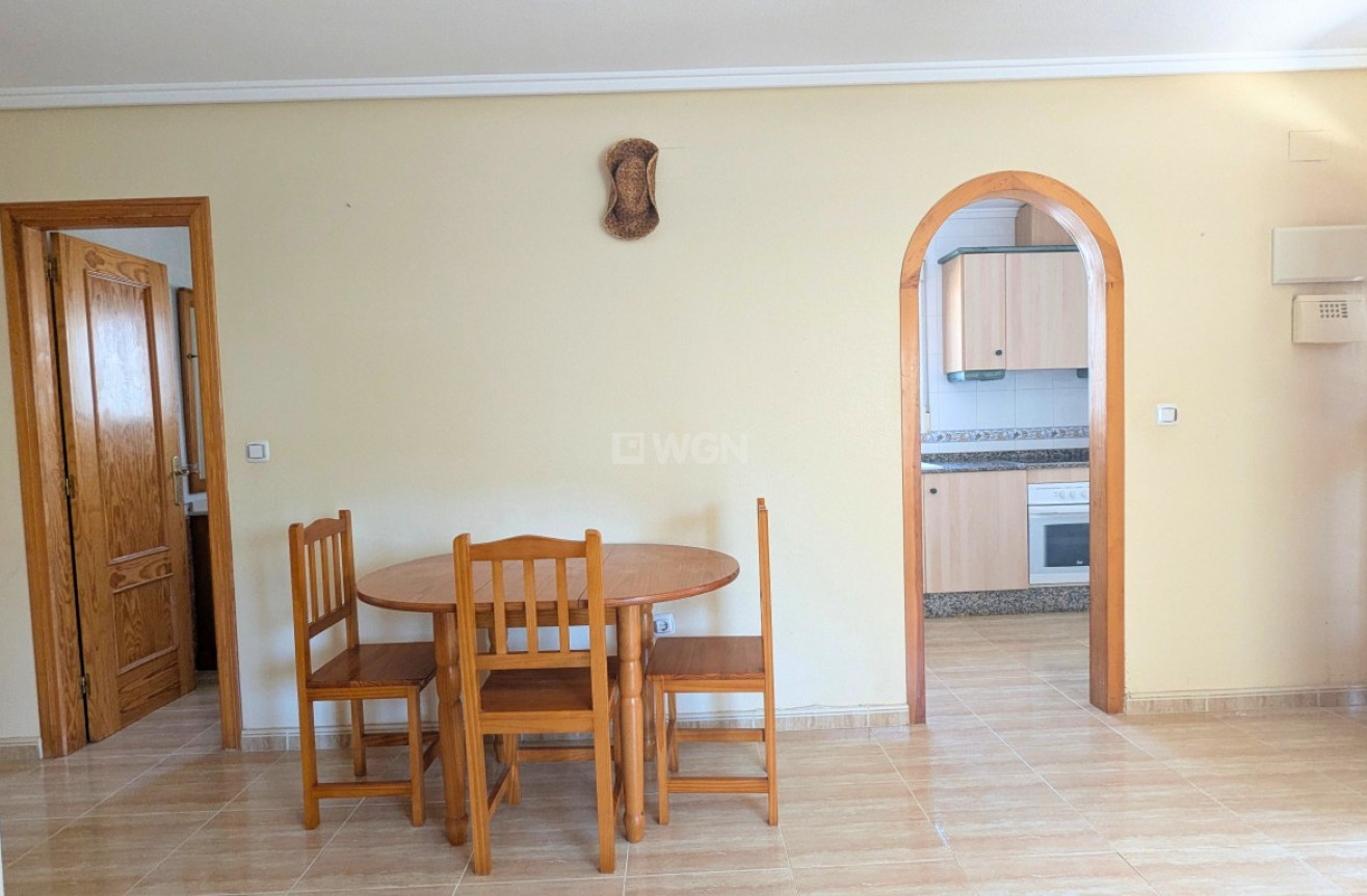 Odsprzedaż - Villa - Lo Crispin - Inland