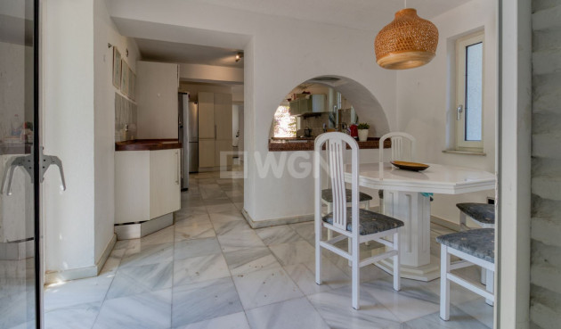Odsprzedaż - Villa - Benalmadena - Costa del Sol