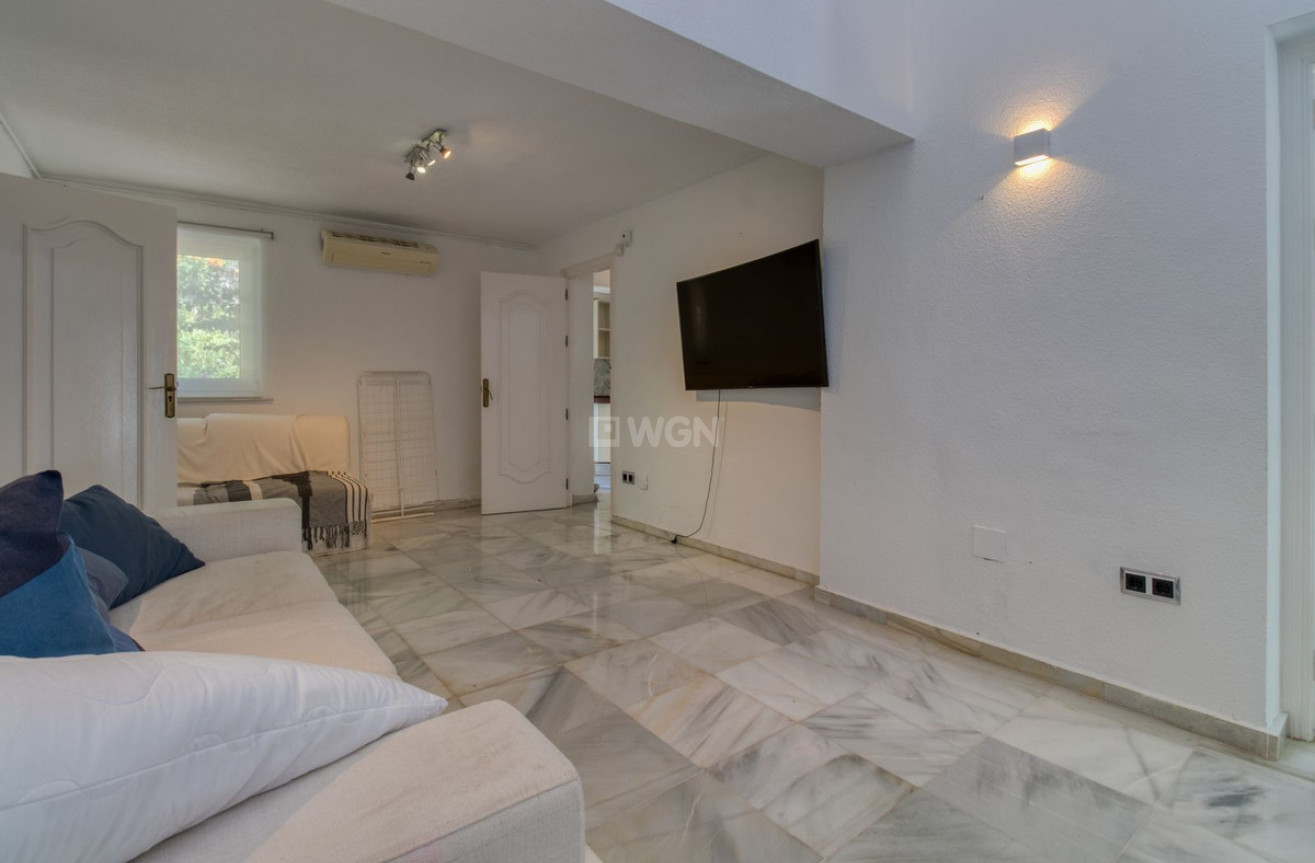Odsprzedaż - Villa - Benalmadena - Costa del Sol