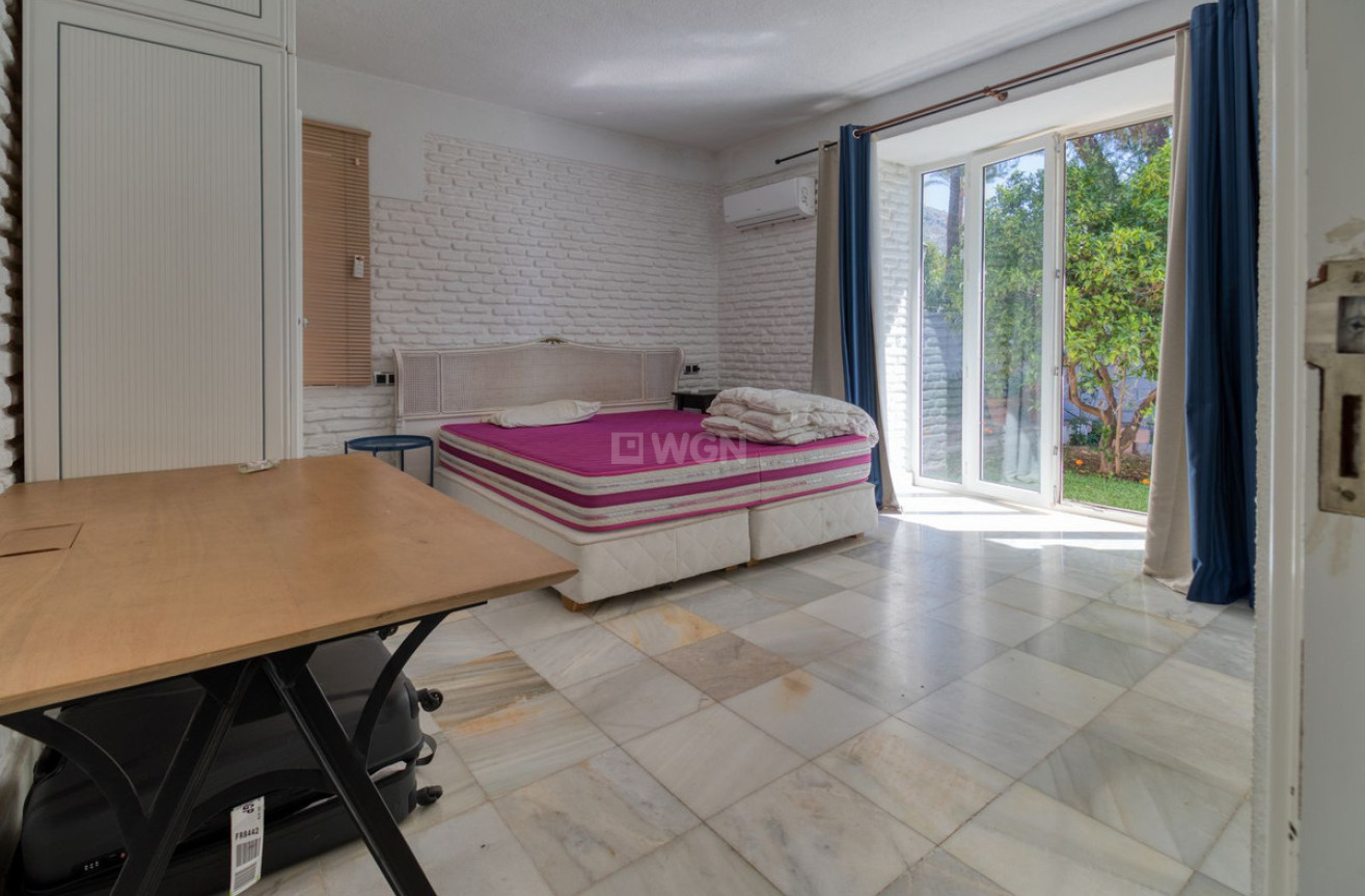 Odsprzedaż - Villa - Benalmadena - Costa del Sol