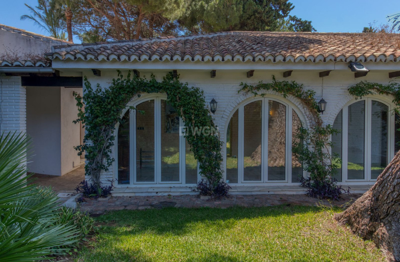 Odsprzedaż - Villa - Benalmadena - Costa del Sol