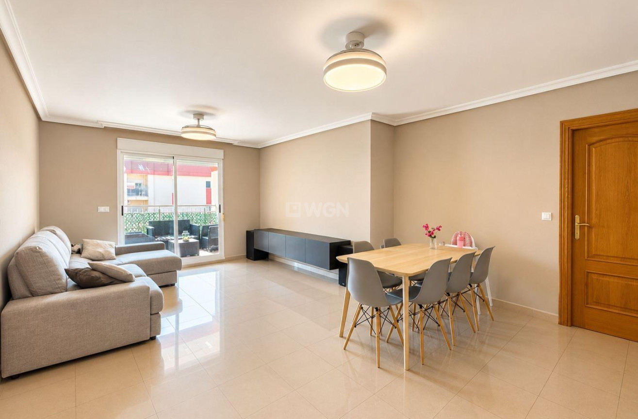 Odsprzedaż - Daszek - Orihuela Costa - Lomas de Cabo Roig
