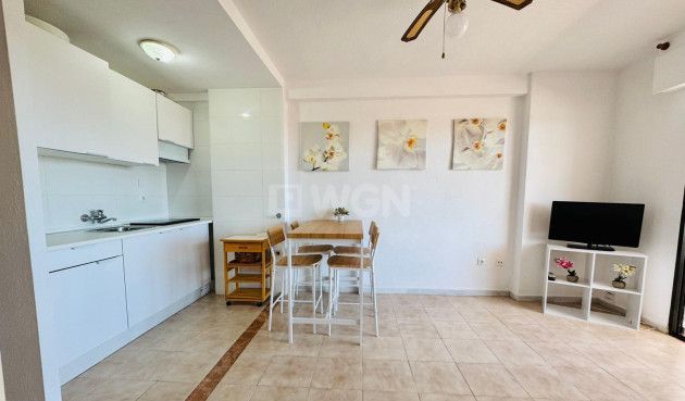 Odsprzedaż - Mieszkanie w bloku - Torrevieja - Cabo Cervera