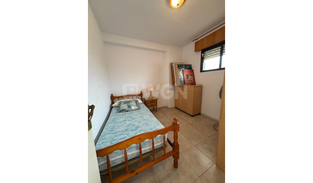 Odsprzedaż - Mieszkanie w bloku - Torrevieja - Cabo Cervera