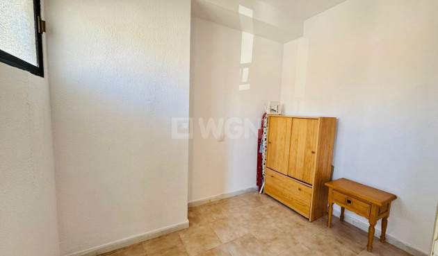 Odsprzedaż - Mieszkanie w bloku - Torrevieja - Cabo Cervera