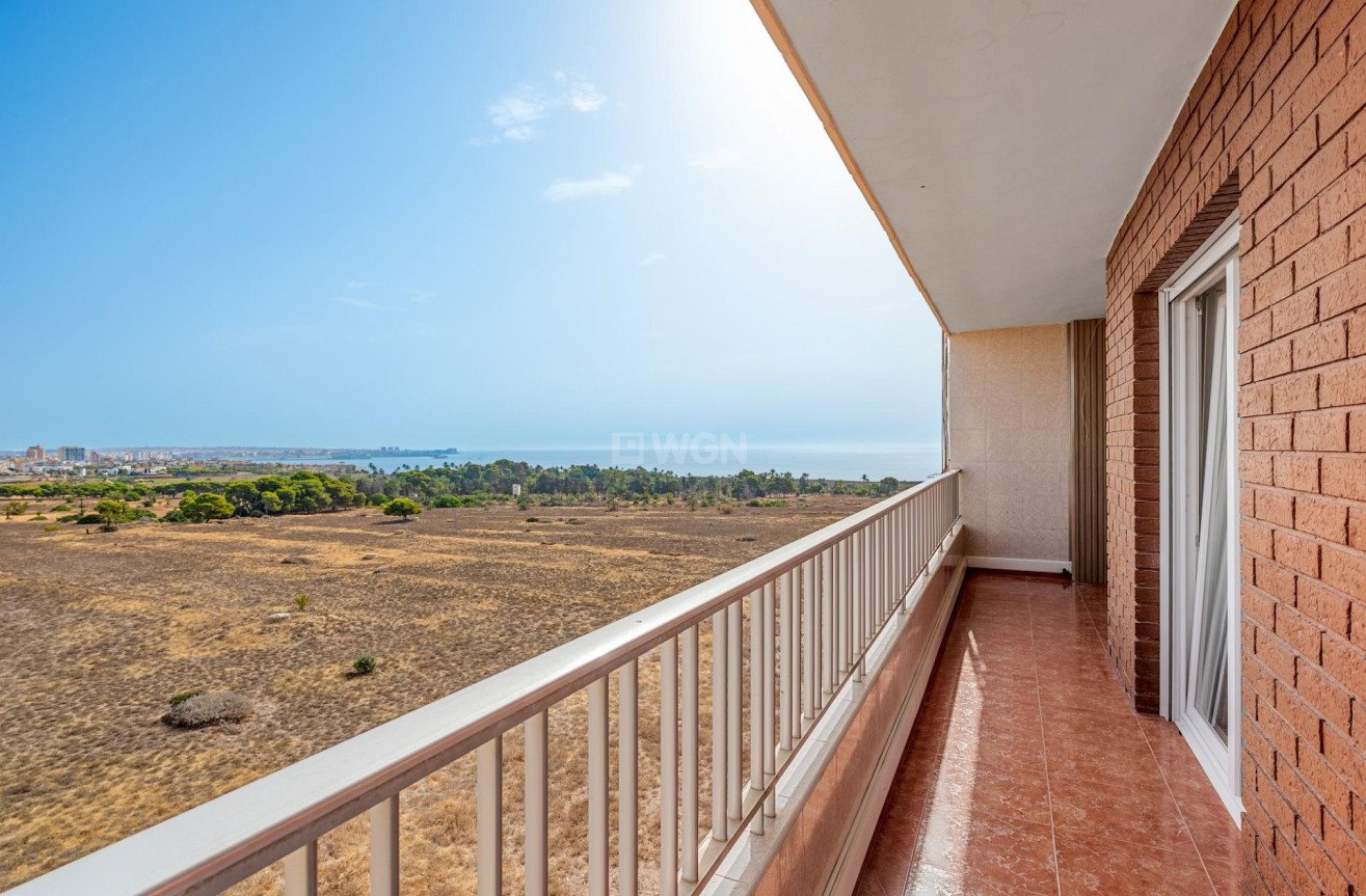 Odsprzedaż - Mieszkanie w bloku - Torrevieja - Punta Prima