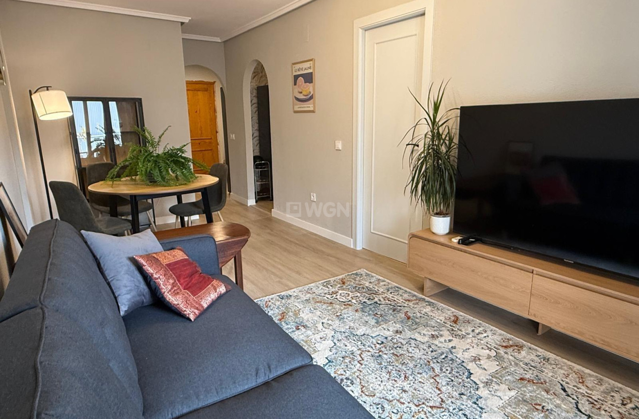 Resale - Apartment / flat - Torrevieja - Playa del Cura