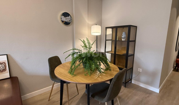 Resale - Apartment / flat - Torrevieja - Playa del Cura
