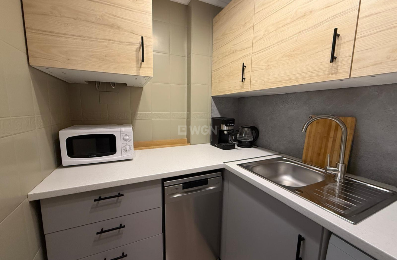 Resale - Apartment / flat - Torrevieja - Playa del Cura