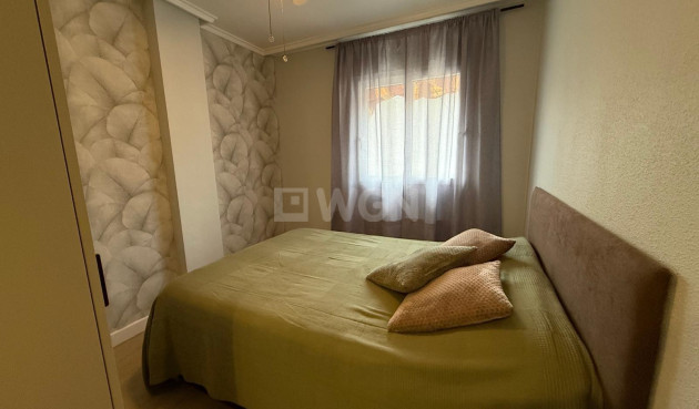 Resale - Apartment / flat - Torrevieja - Playa del Cura