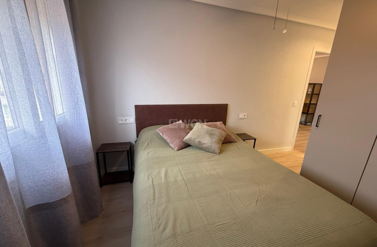Resale - Apartment / flat - Torrevieja - Playa del Cura