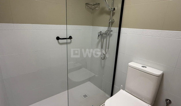 Resale - Apartment / flat - Torrevieja - Playa del Cura