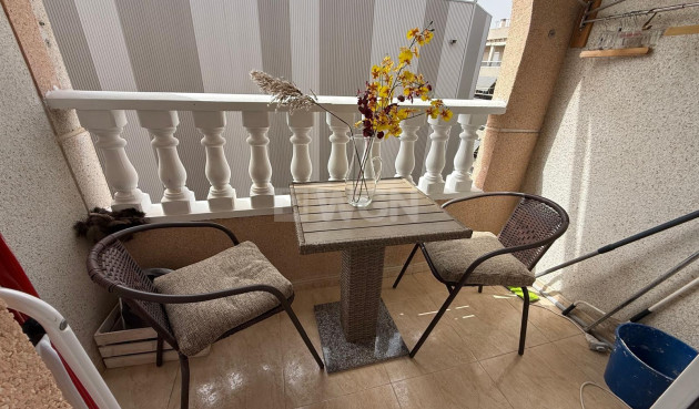 Resale - Apartment / flat - Torrevieja - Playa del Cura