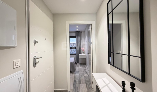 Resale - Apartment / flat - Torrevieja - Playa del Cura