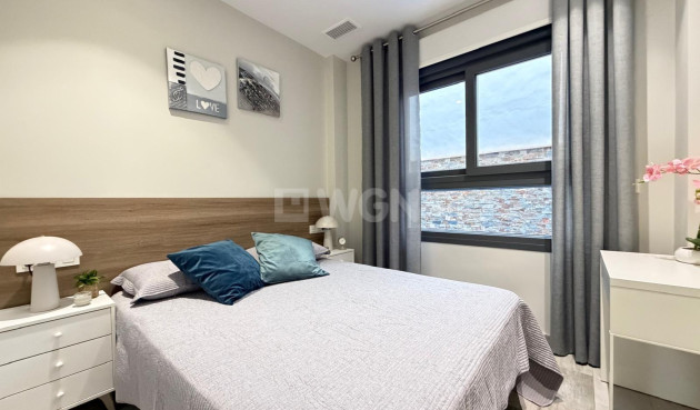 Resale - Apartment / flat - Torrevieja - Playa del Cura