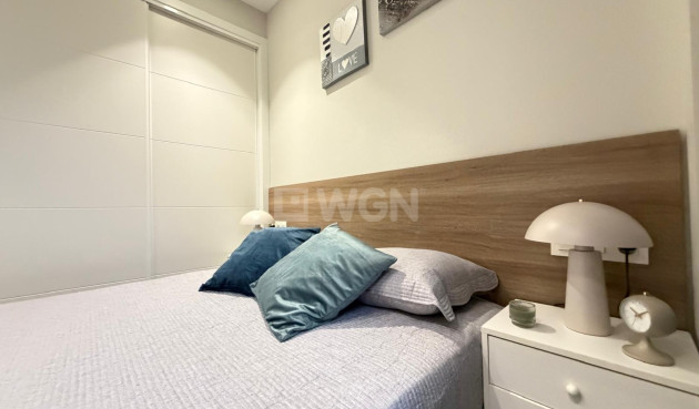 Resale - Apartment / flat - Torrevieja - Playa del Cura