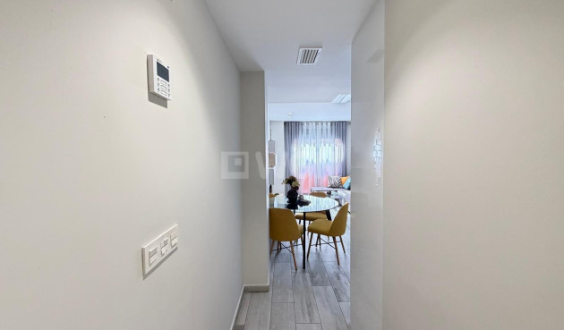 Resale - Apartment / flat - Torrevieja - Playa del Cura