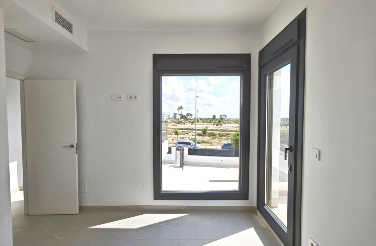 Resale - Villa - Los Alcázares - Dolores de Pacheco-Santa Rosalía