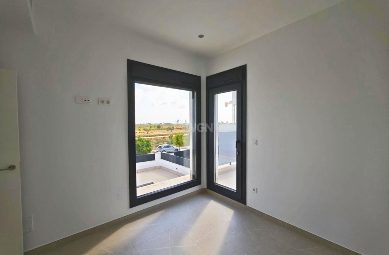Resale - Villa - Los Alcázares - Dolores de Pacheco-Santa Rosalía