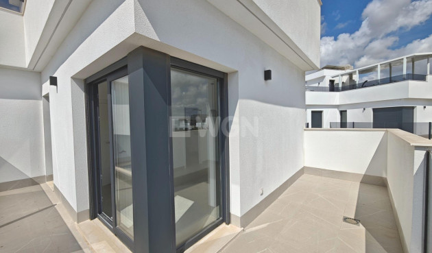 Resale - Villa - Los Alcázares - Dolores de Pacheco-Santa Rosalía