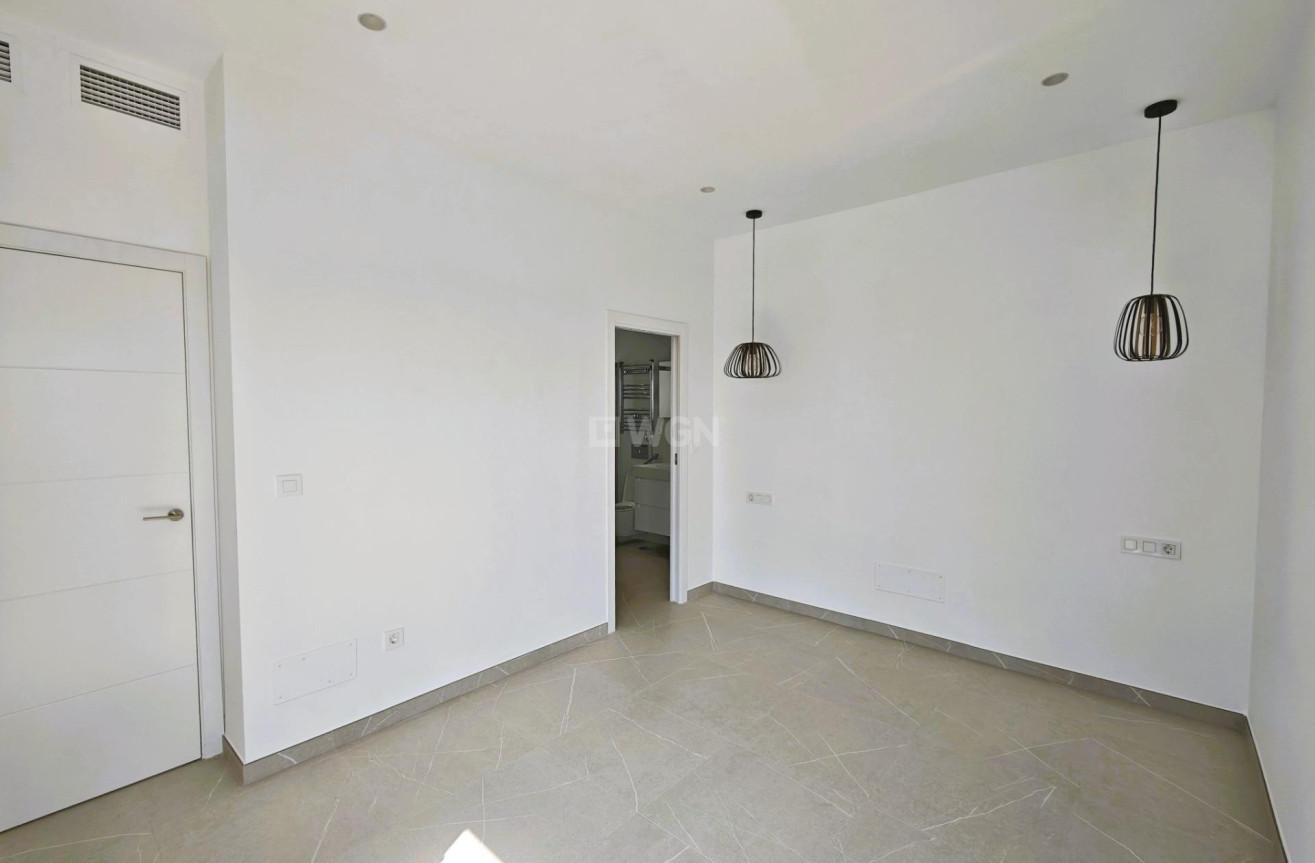 Resale - Villa - Los Alcázares - Dolores de Pacheco-Santa Rosalía