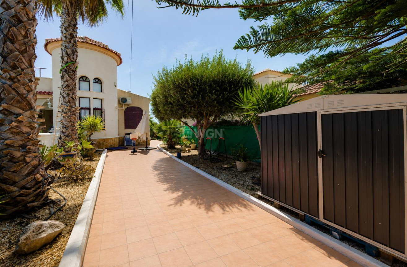 Odsprzedaż - Villa - San Fulgencio - Costa Blanca