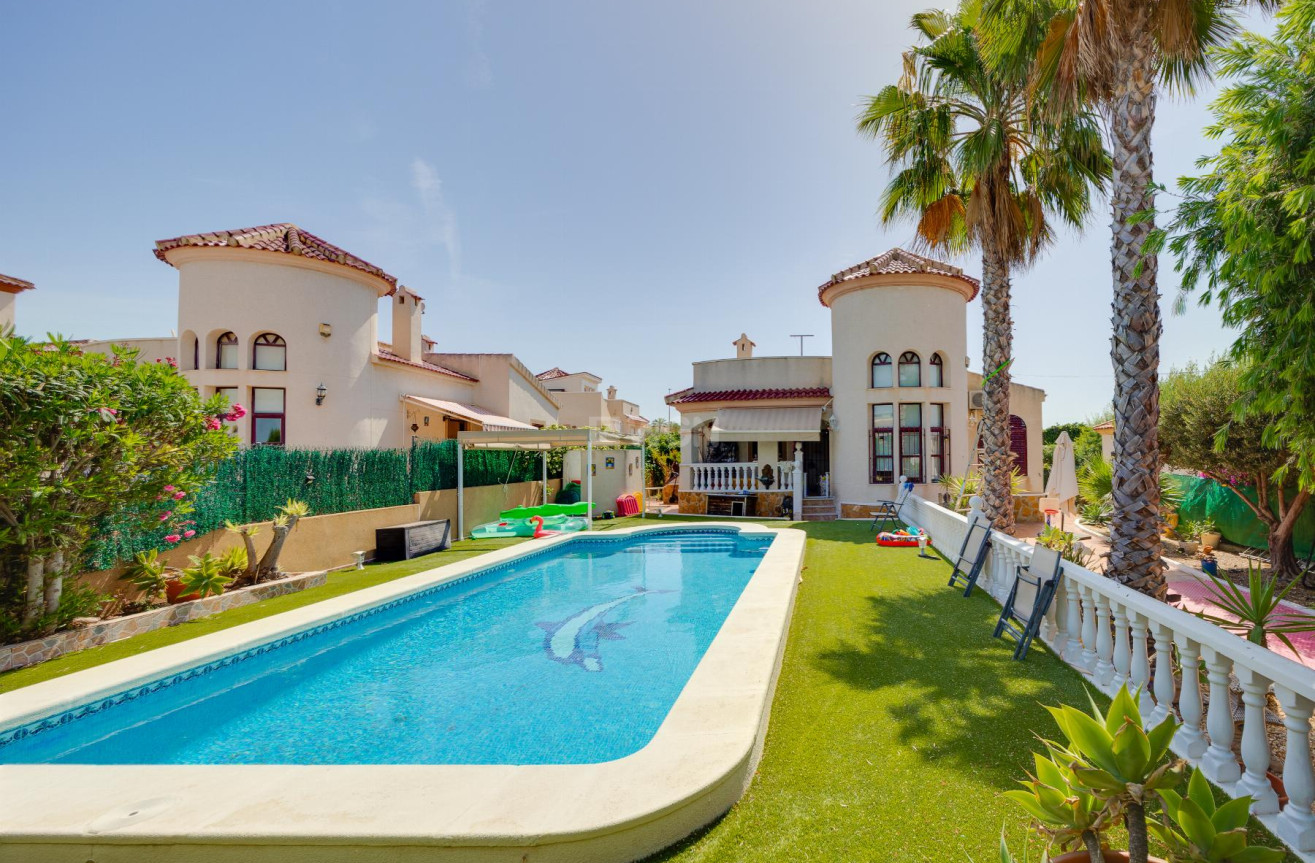 Odsprzedaż - Villa - San Fulgencio - Costa Blanca
