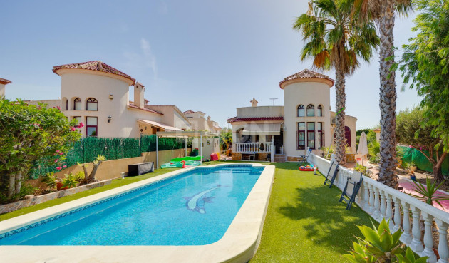 Odsprzedaż - Villa - San Fulgencio - Costa Blanca