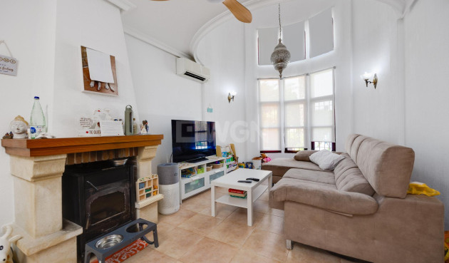 Odsprzedaż - Villa - San Fulgencio - Costa Blanca