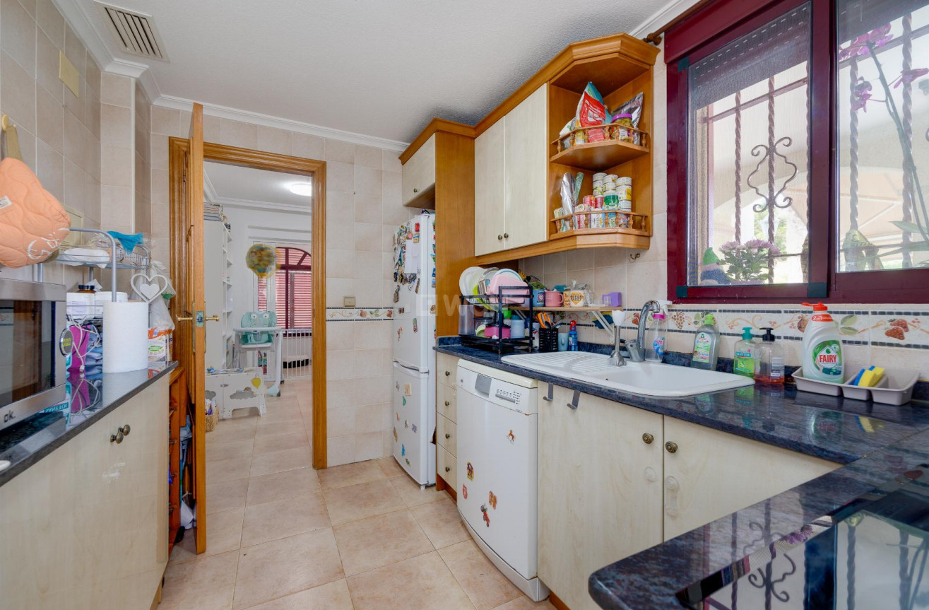 Odsprzedaż - Villa - San Fulgencio - Costa Blanca