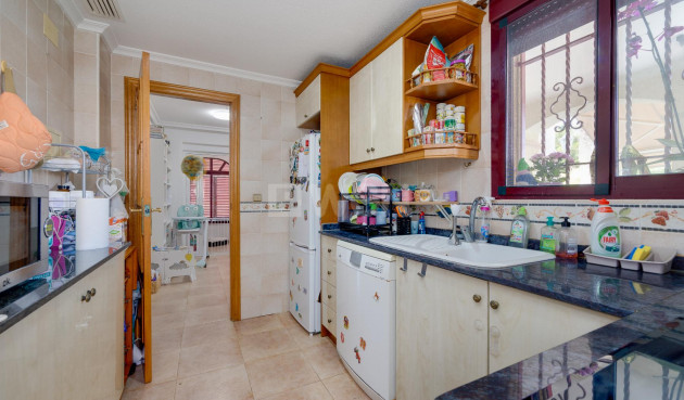 Odsprzedaż - Villa - San Fulgencio - Costa Blanca