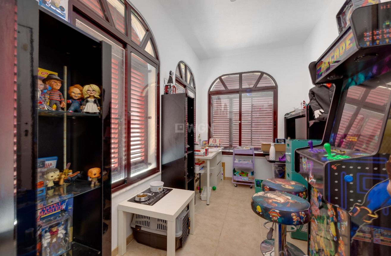 Odsprzedaż - Villa - San Fulgencio - Costa Blanca