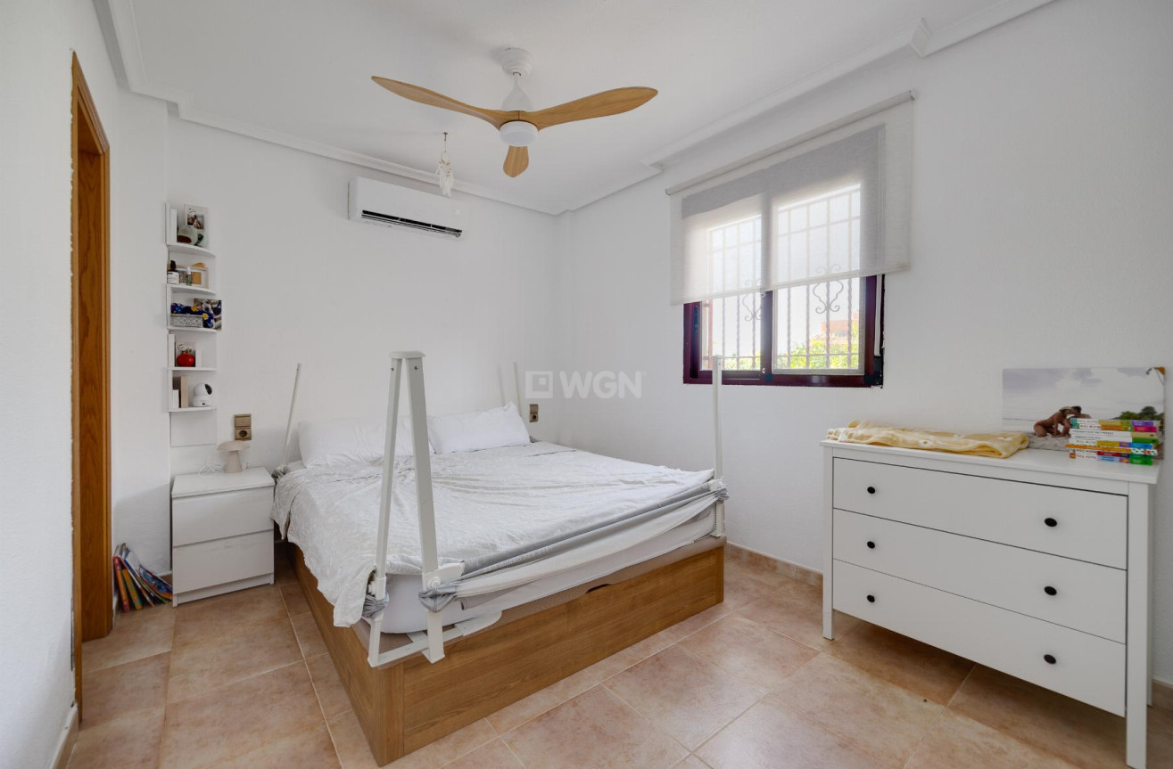 Odsprzedaż - Villa - San Fulgencio - Costa Blanca