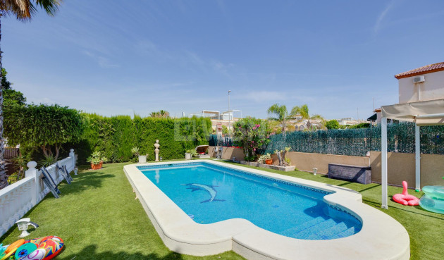 Odsprzedaż - Villa - San Fulgencio - Costa Blanca