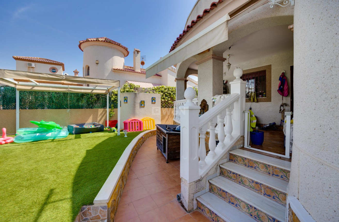 Odsprzedaż - Villa - San Fulgencio - Costa Blanca