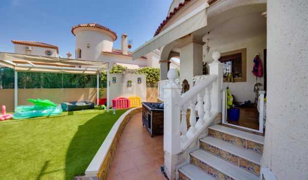 Odsprzedaż - Villa - San Fulgencio - Costa Blanca