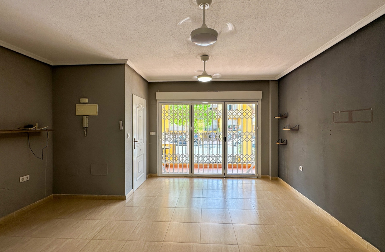 Odsprzedaż - Bungalow - Daya Nueva - Costa Blanca