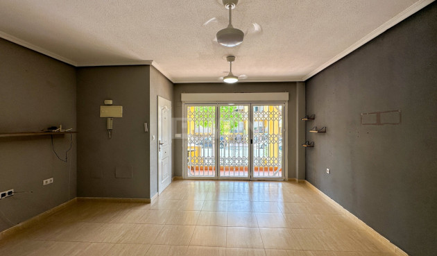 Odsprzedaż - Bungalow - Daya Nueva - Costa Blanca
