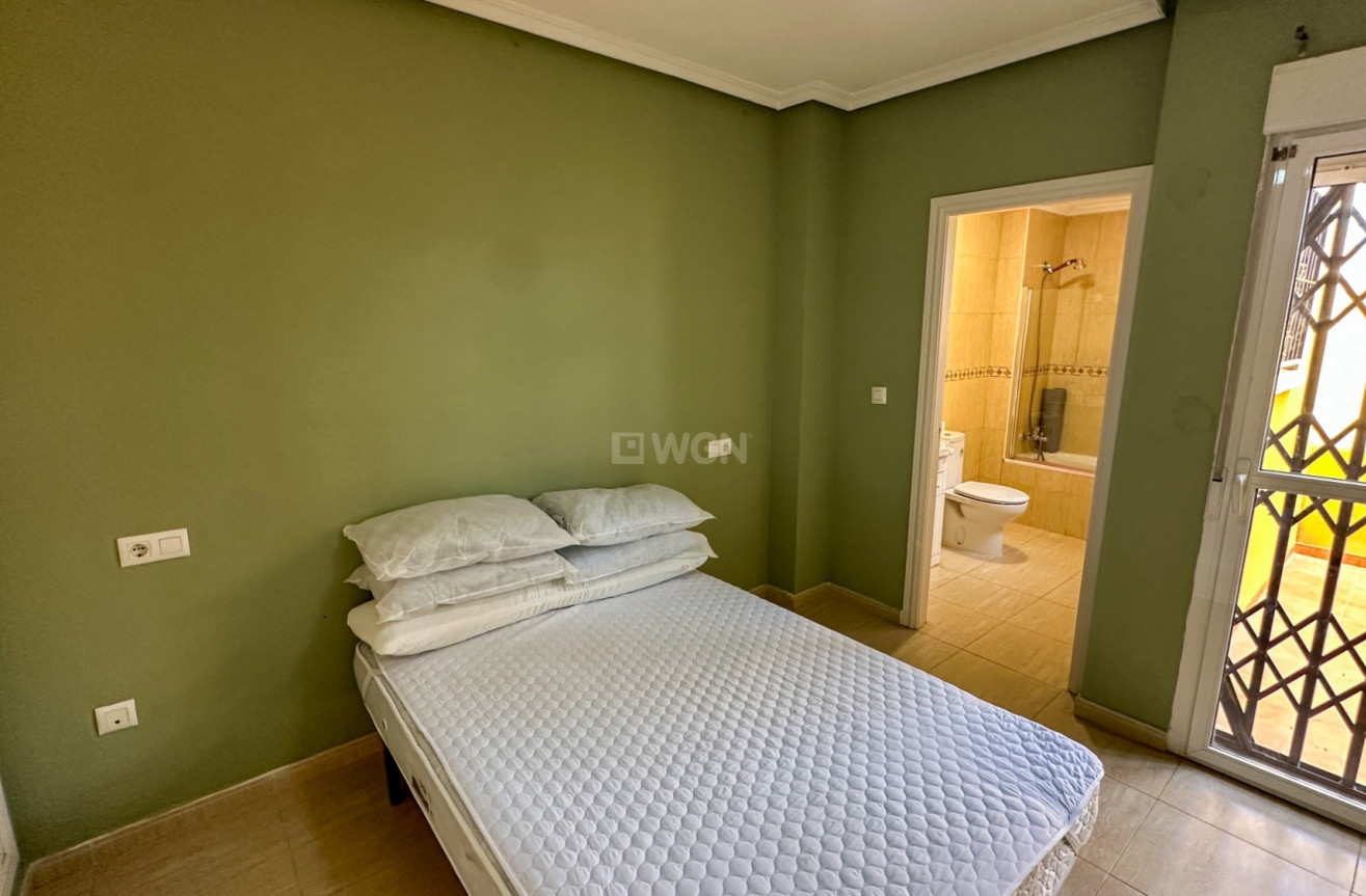 Odsprzedaż - Bungalow - Daya Nueva - Costa Blanca
