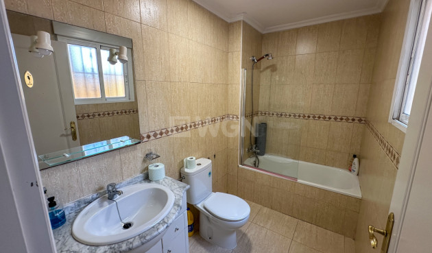 Odsprzedaż - Bungalow - Daya Nueva - Costa Blanca