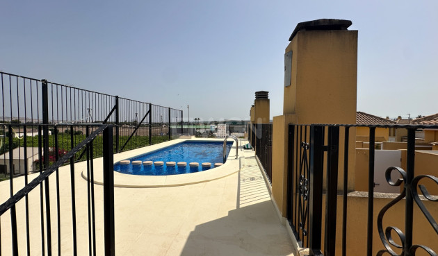 Odsprzedaż - Bungalow - Daya Nueva - Costa Blanca