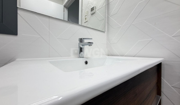 Reventa - Apartamento / piso - Torrevieja - Estacion De Autobuses