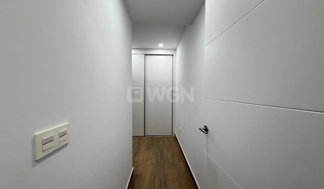 Reventa - Apartamento / piso - Torrevieja - Estacion De Autobuses