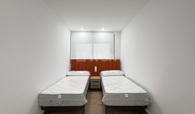 Reventa - Apartamento / piso - Torrevieja - Estacion De Autobuses