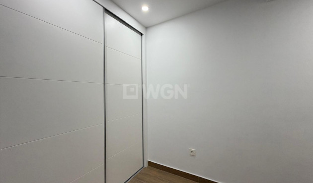 Reventa - Apartamento / piso - Torrevieja - Estacion De Autobuses