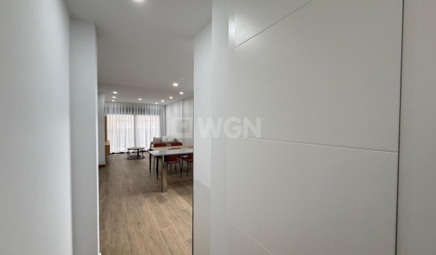 Reventa - Apartamento / piso - Torrevieja - Estacion De Autobuses