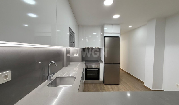 Reventa - Apartamento / piso - Torrevieja - Estacion De Autobuses