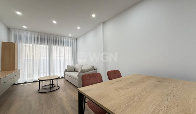 Reventa - Apartamento / piso - Torrevieja - Estacion De Autobuses